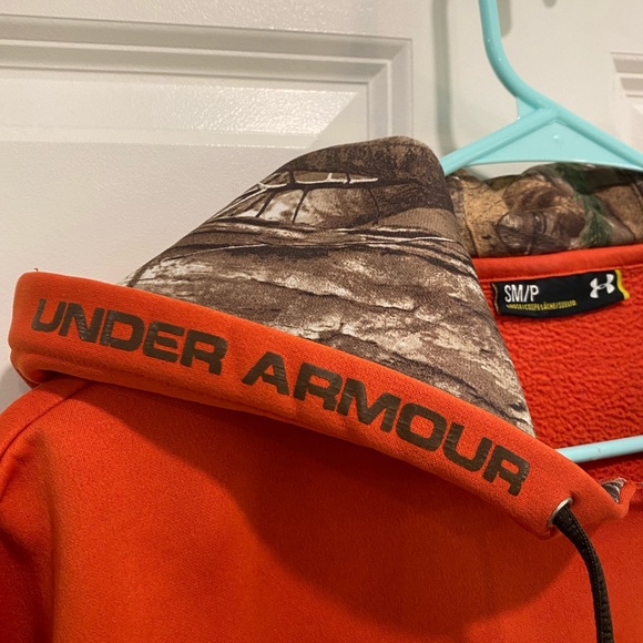 Men’s Realtree Under Armour Sweatshirt - Picture 3 of 4